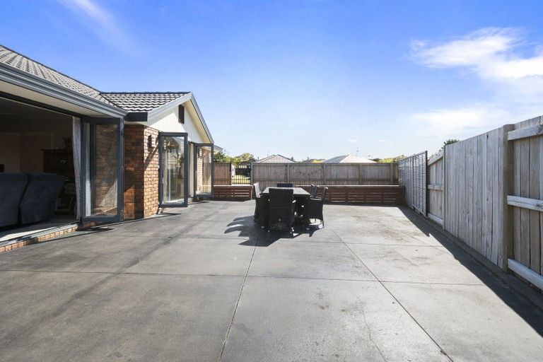 Photo of property in 42 Peter Hall Drive, Kelvin Grove, Palmerston North, 4414