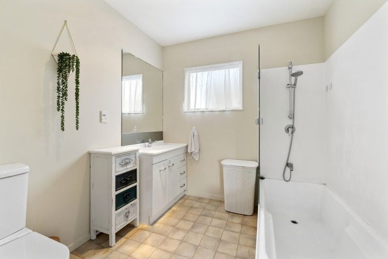 Photo of property in 3/670 Whangaparaoa Road, Stanmore Bay, Whangaparaoa, 0932