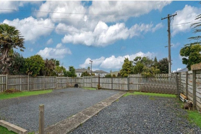 Photo of property in 5 Tui Crescent, Manurewa, Auckland, 2102
