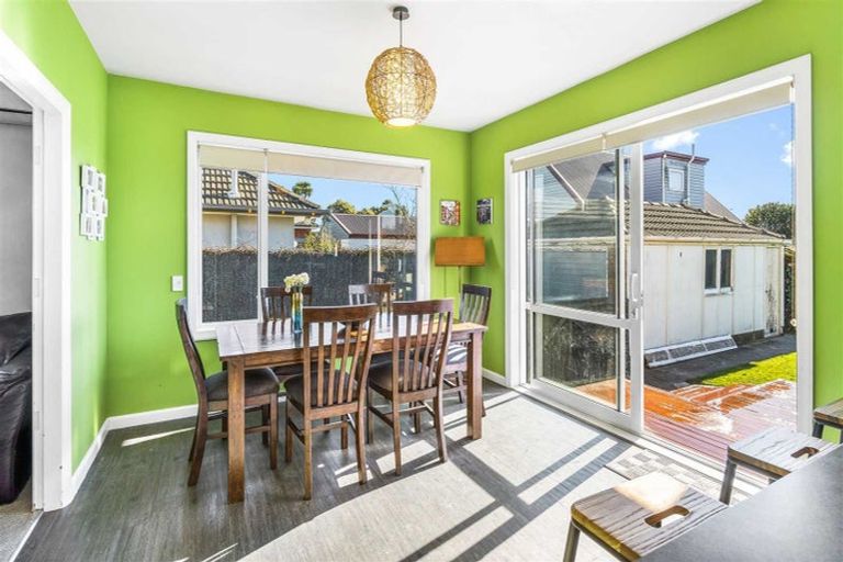 Photo of property in 9 Shearer Avenue, Papanui, Christchurch, 8052