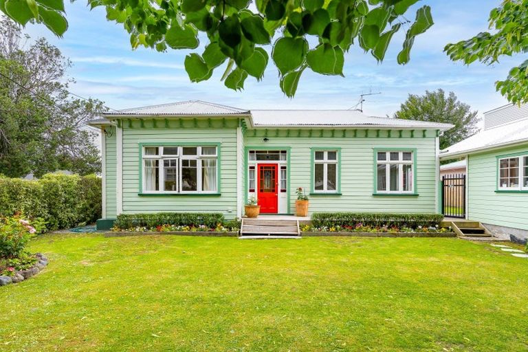 Photo of property in 206 Main Street, Greytown, 5712