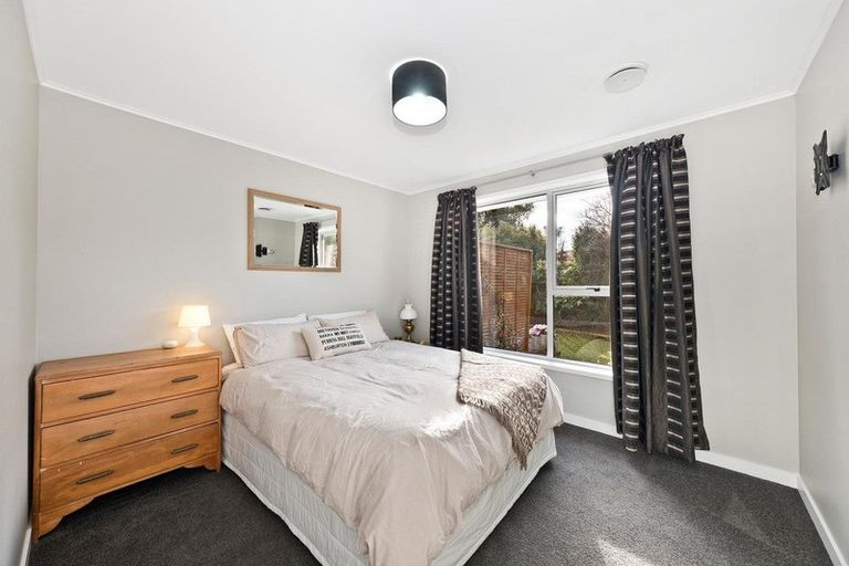 Photo of property in 19 Gibson Drive, Hornby, Christchurch, 8042
