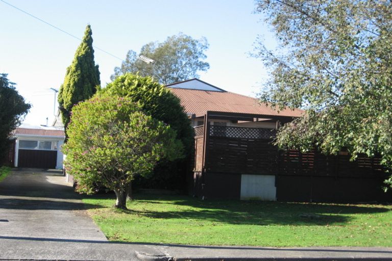 Photo of property in 12 Claymore Street, Manurewa, Auckland, 2102