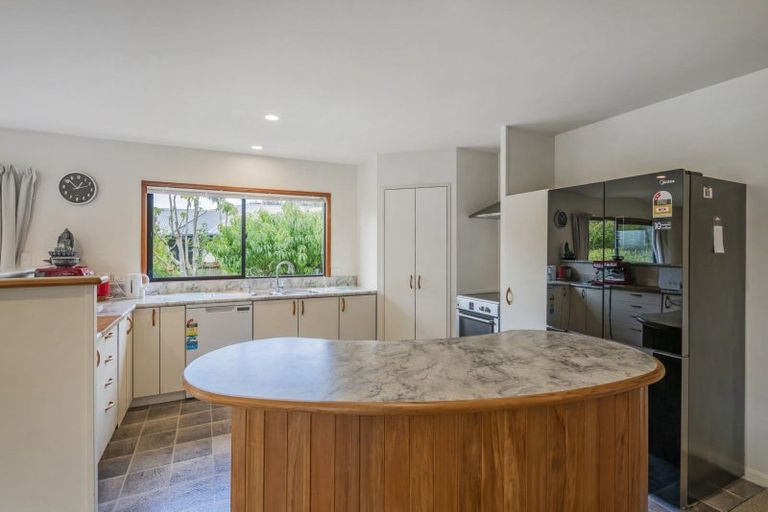 Photo of property in 17 Seascape Avenue, Whitianga, 3510