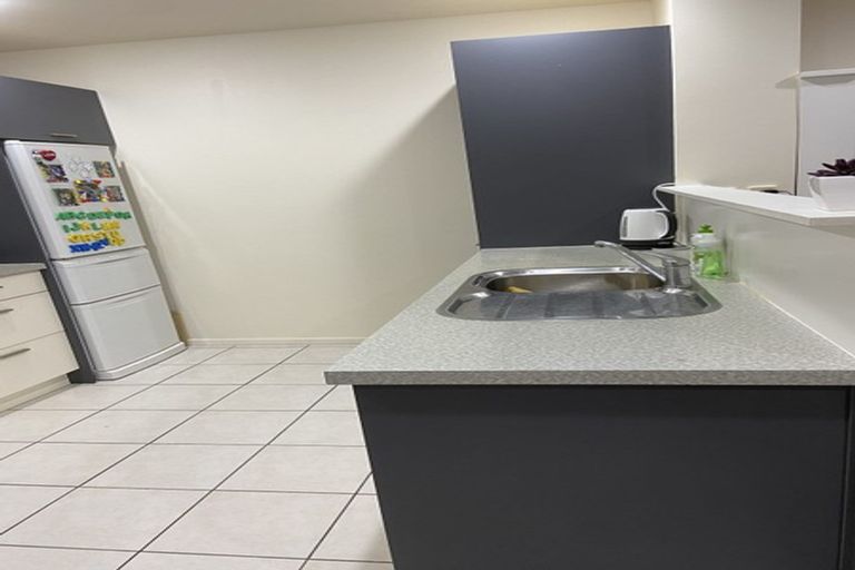 Photo of property in 1/206 Manuka Road, Bayview, Auckland, 0629