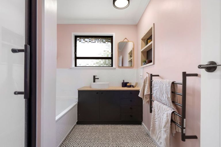 Photo of property in 106a Chapel Street, Otumoetai, Tauranga, 3110