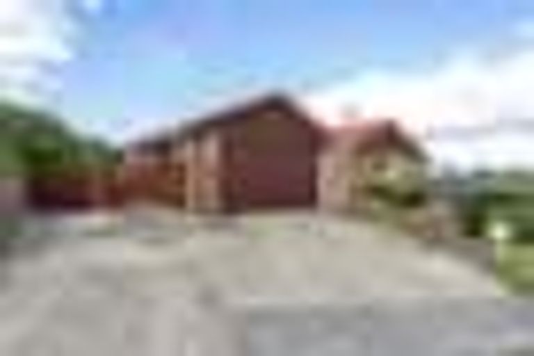 Photo of property in 26 Vintage Drive, Henderson, Auckland, 0612