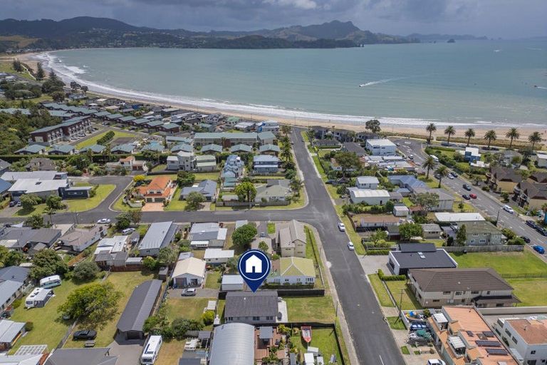 Photo of property in 4 Eyre Street, Whitianga, 3510