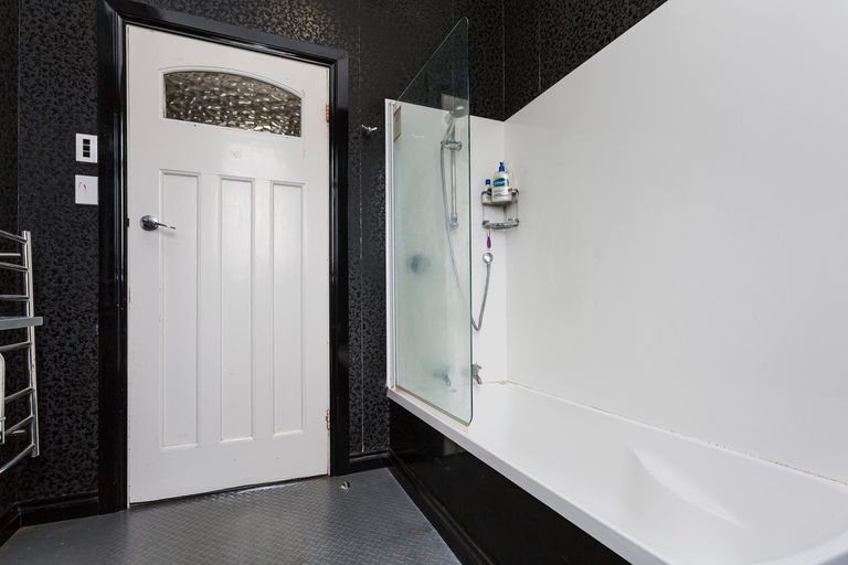 Photo of property in 94 Victoria Road, Saint Kilda, Dunedin, 9012