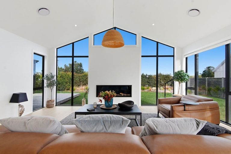 Photo of property in 4 Tiaki Lane, Matakana, 0985