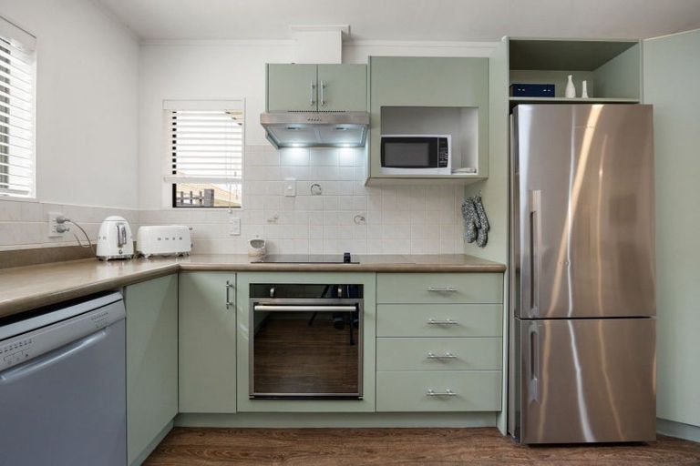 Photo of property in 111 Hall Street, Cambridge, 3434