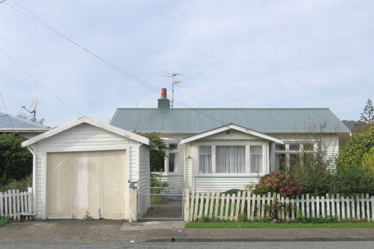 Photo of property in 39 Ropata Crescent, Boulcott, Lower Hutt, 5010