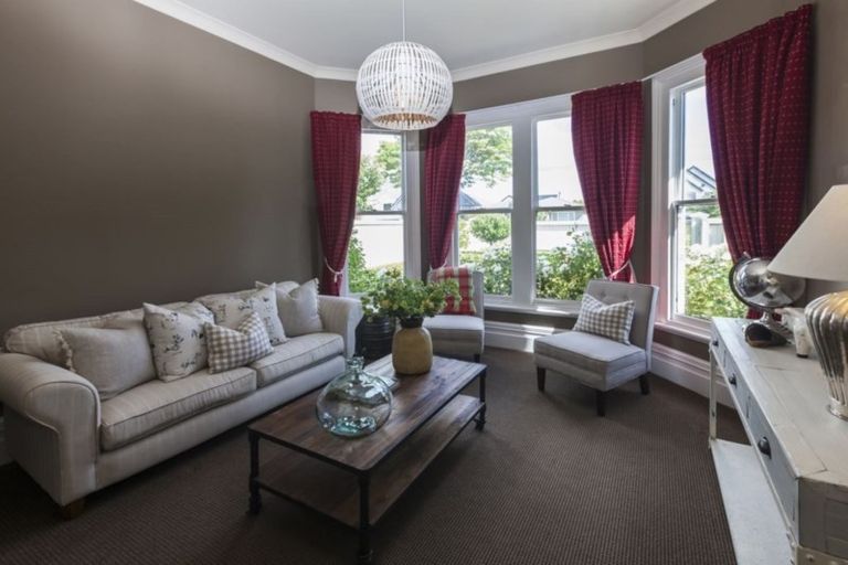 Photo of property in 54 Hawkesbury Avenue, St Albans, Christchurch, 8014