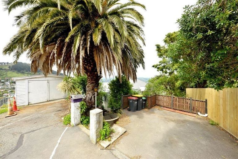 Photo of property in 2 Selwyn Lane, Lyttelton, 8082