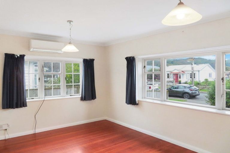 Photo of property in 7 Douglas Street, Waiwhetu, Lower Hutt, 5010