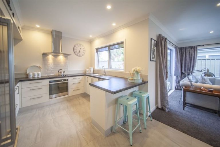 Photo of property in 43 Waimakariri Drive, Te Awa, Napier, 4110