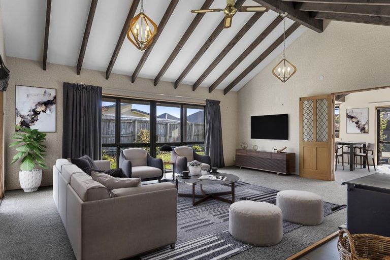 Photo of property in 29 West Belt, Rangiora, 7400