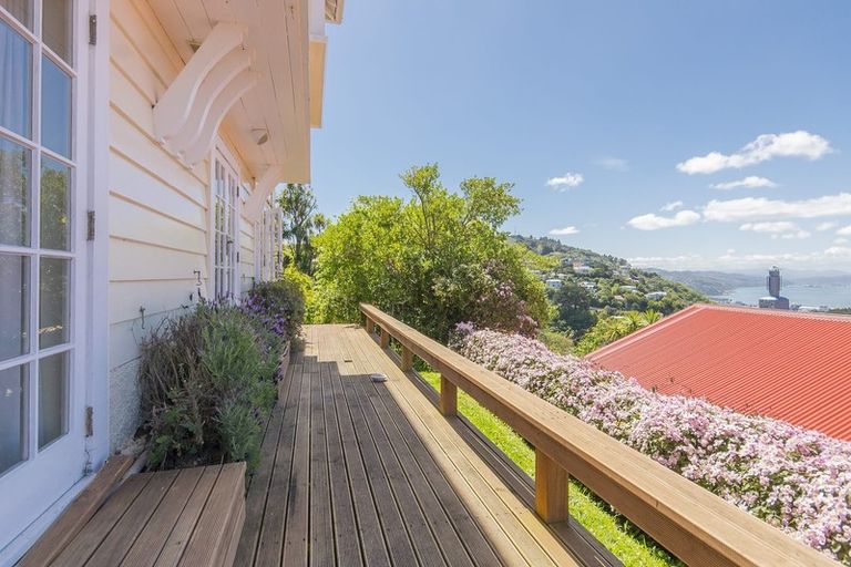 Photo of property in 9 Thorby Street, Northland, Wellington, 6012