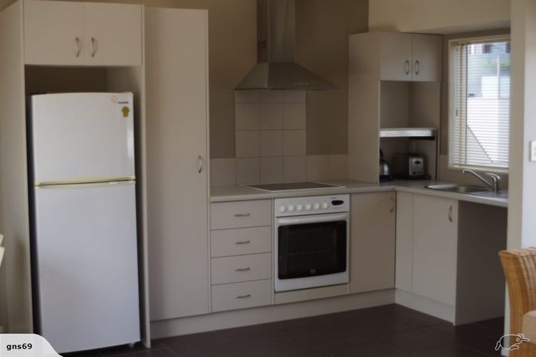 Photo of property in 7/47 Marine Parade, Mount Maunganui, 3116