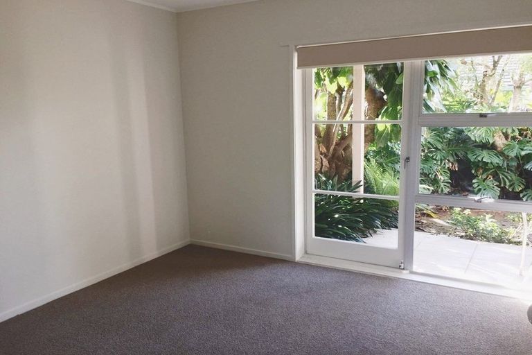 Photo of property in 3/5a Takarunga Road, Devonport, Auckland, 0624