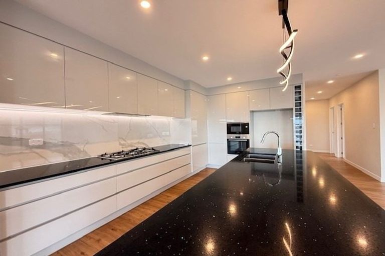 Photo of property in 13 Pacific Heights Road, Orewa, 0931