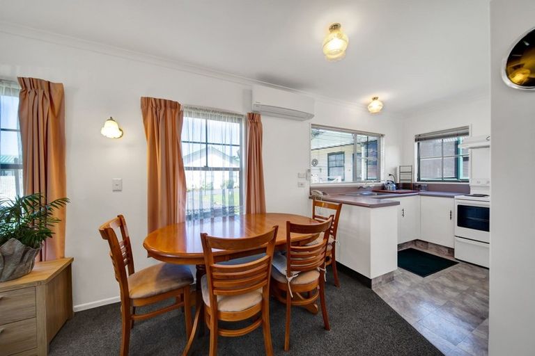 Photo of property in 10/70 Whiteley Street, Moturoa, New Plymouth, 4310