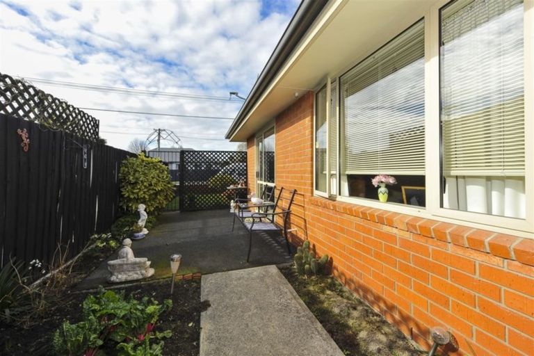 Photo of property in 31a Wilsons Road, Saint Martins, Christchurch, 8022