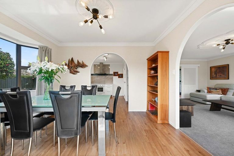 Photo of property in 34 Delamare Road, St Andrews, Hamilton, 3200