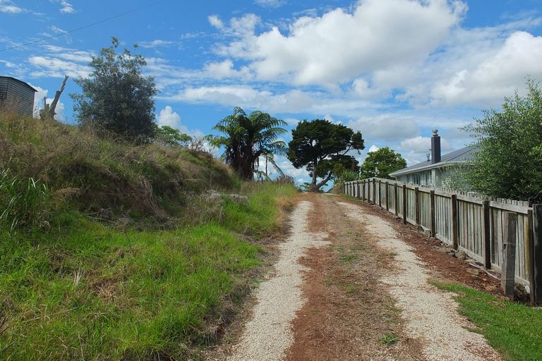 Photo of property in 2 Lake Ora Road, Te Kamo, Whangarei, 0112
