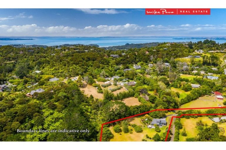 Photo of property in 168 Carter Road, Oratia, Auckland, 0604