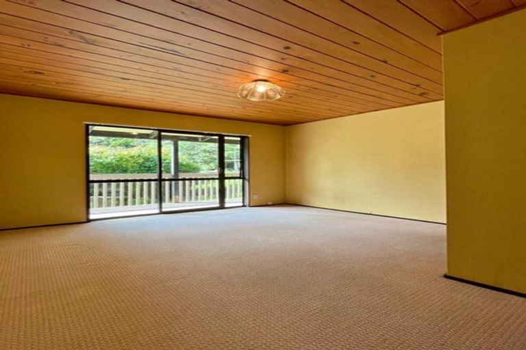 Photo of property in 17 Kay Road, Swanson, Auckland, 0614