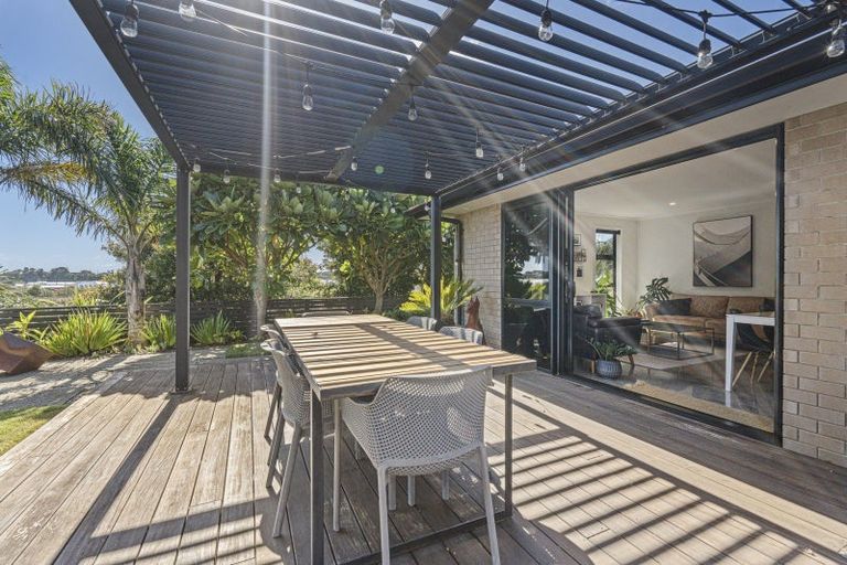 Photo of property in 5 Cessna Lane, Glen Avon, New Plymouth, 4312