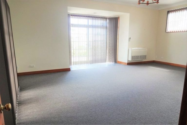 Photo of property in 176 Romilly Street, Westport, 7825