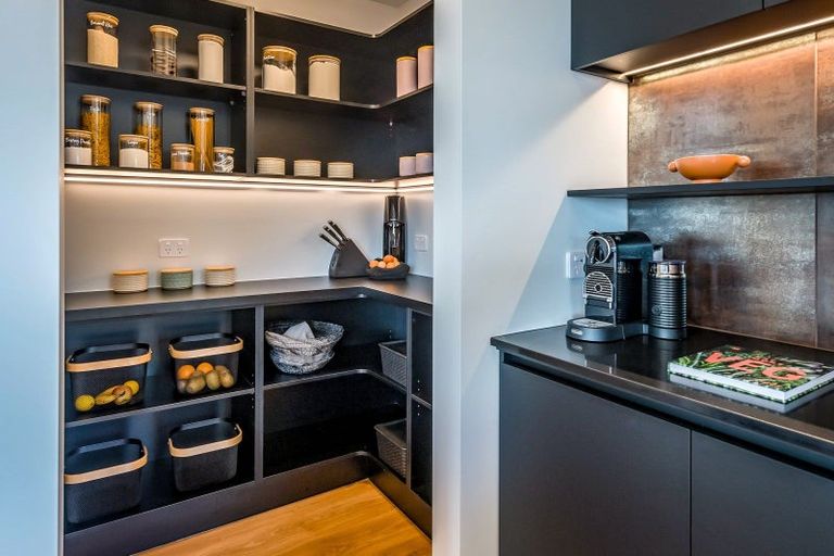 Photo of property in 70 Katania Heights, Brightwater, 7022