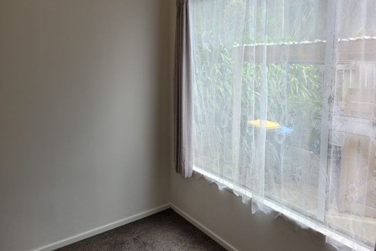 Photo of property in 1 Kiriwai Road, Paremata, Porirua, 5024