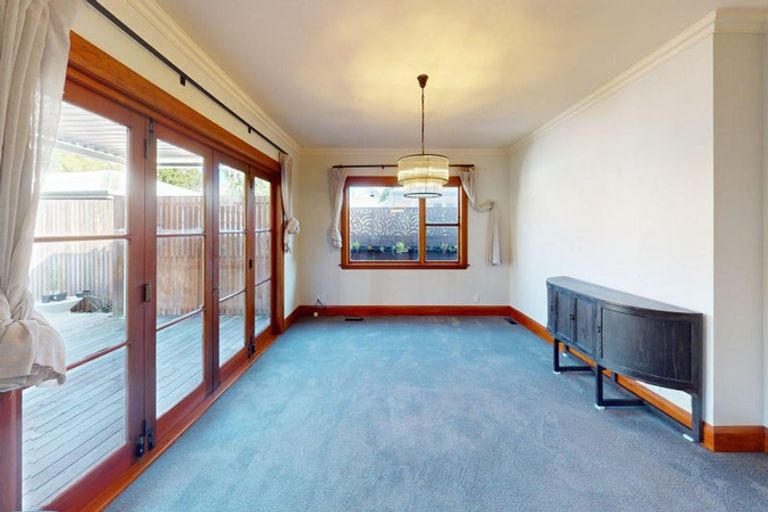 Photo of property in 10 Saint Johns Avenue, Palmerston North, 4414