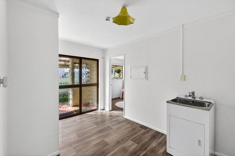 Photo of property in 26 Flanders Avenue, Onekawa, Napier, 4110