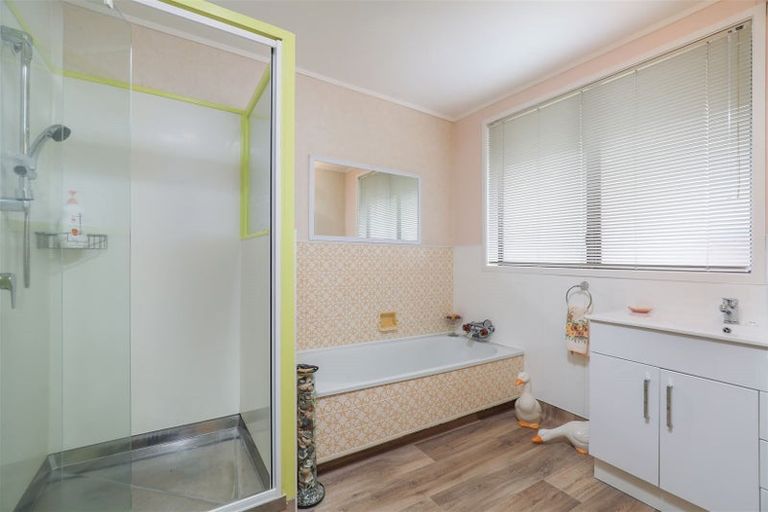 Photo of property in 83 Kimihia Road, Huntly, 3700