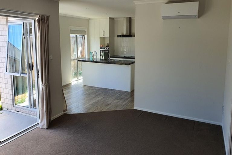 Photo of property in 54 Awataha Crescent, Pyes Pa, Tauranga, 3110