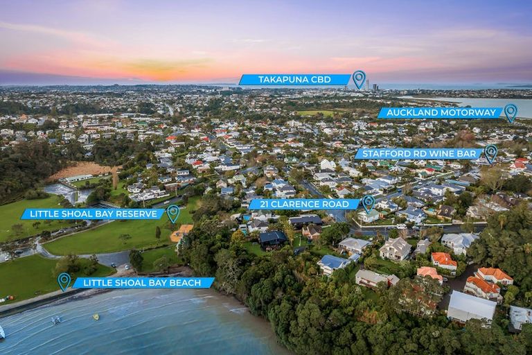 Photo of property in 21 Clarence Road, Northcote Point, Auckland, 0627