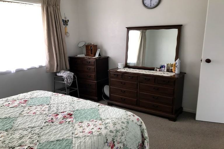 Photo of property in 2 Kingfisher Way, Te Kowhai, Hamilton, 3288