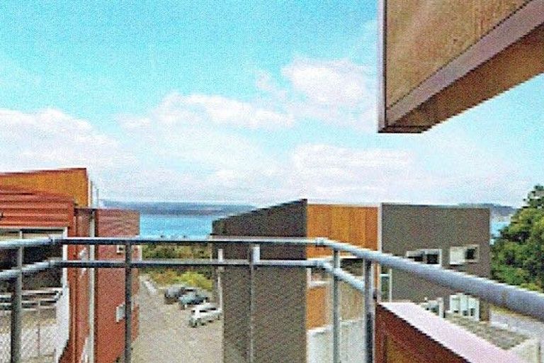 Photo of property in 6/2 Onslow Road, Khandallah, Wellington, 6035