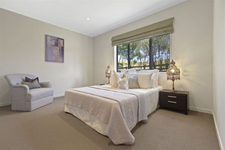 Photo of property in 332a Karaka Road, Karaka, Drury, 2578