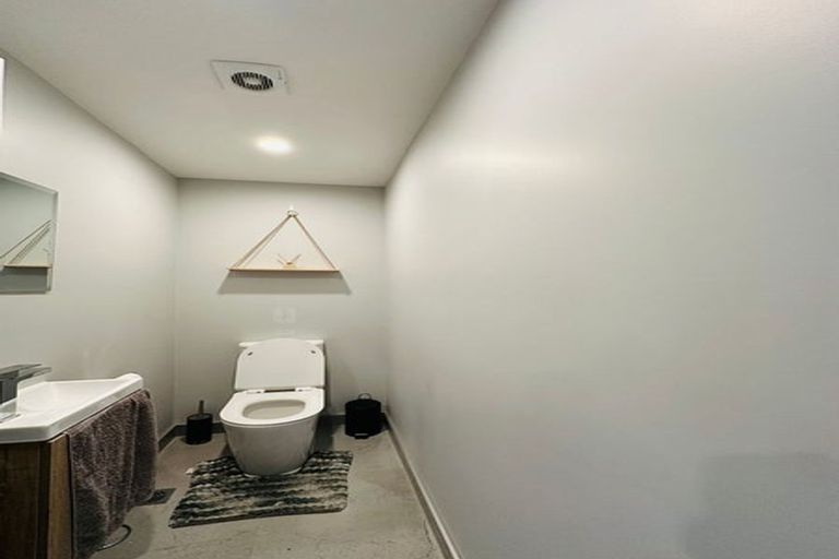 Photo of property in 2/1a Halsey Road, Manurewa, Auckland, 2102