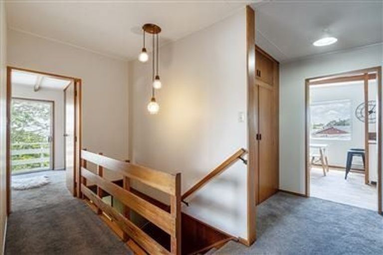 Photo of property in 2/35a Rangatira Road, Beach Haven, Auckland, 0626