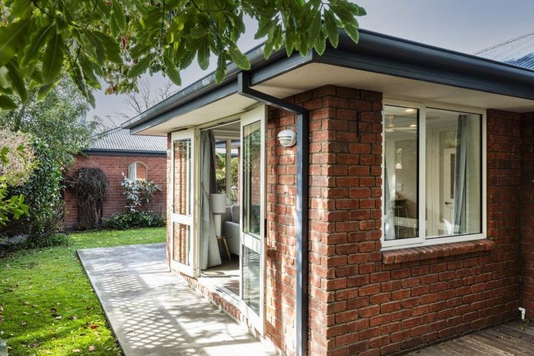 Photo of property in 72b Studholme Street, Somerfield, Christchurch, 8024