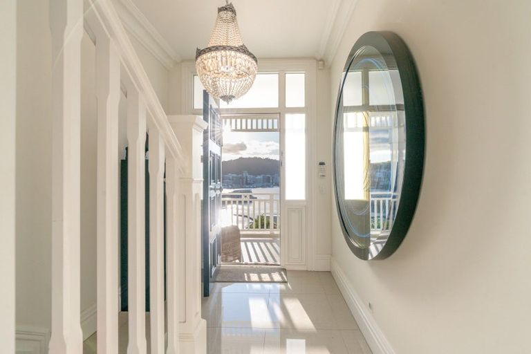 Photo of property in 48 Mcfarlane Street, Mount Victoria, Wellington, 6011