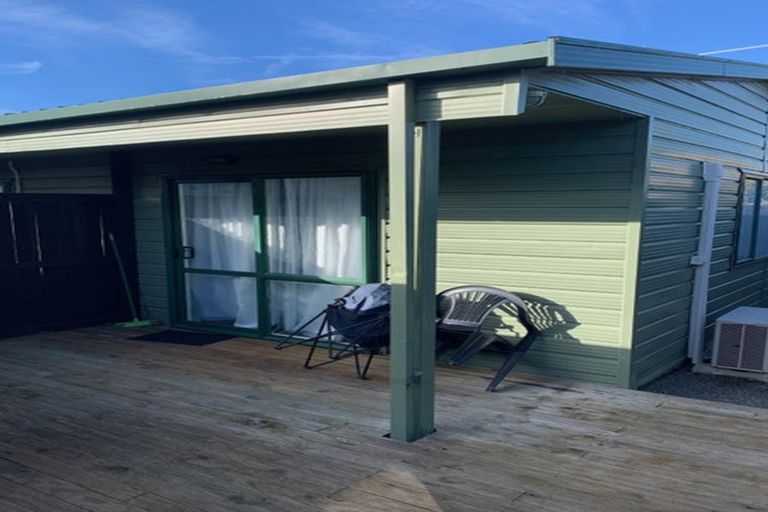 Photo of property in 10 Coopers Road, Dallington, Christchurch, 8061