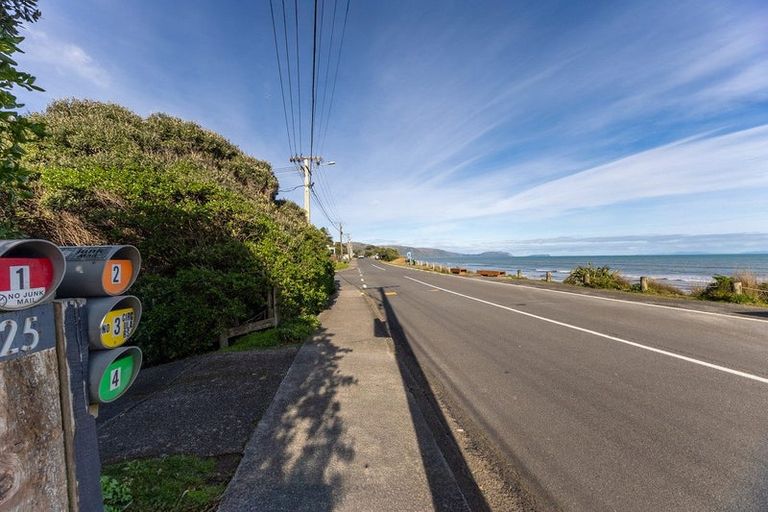 Photo of property in 25 The Esplanade, Raumati South, Paraparaumu, 5032