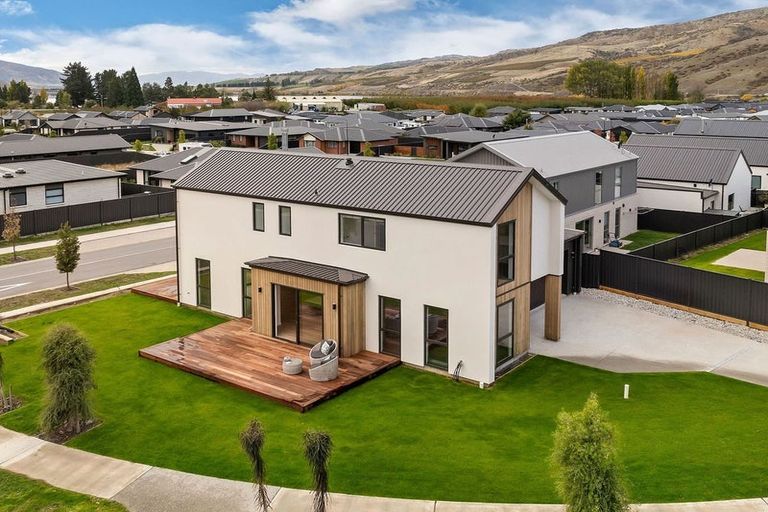 Photo of property in 38 Wallis Drive, Cromwell, 9310